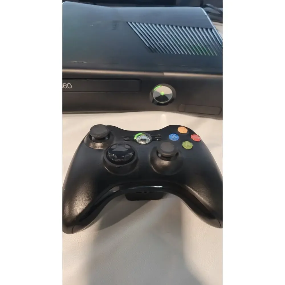 Microsoft Xbox 360 S Console Model 1439 Bundle w/ Controller & OEM Power Supply